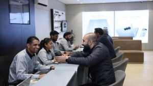 From Logbooks to AI-Powered Care: Samsung Marks 30 Years of Customer Service in India